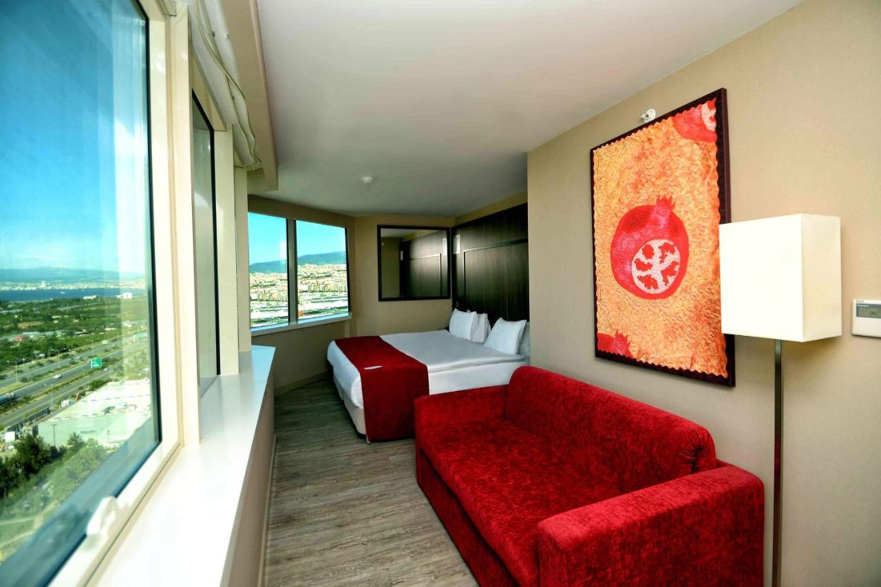 Ramada Encore By Wyndham Izmir Exterior photo