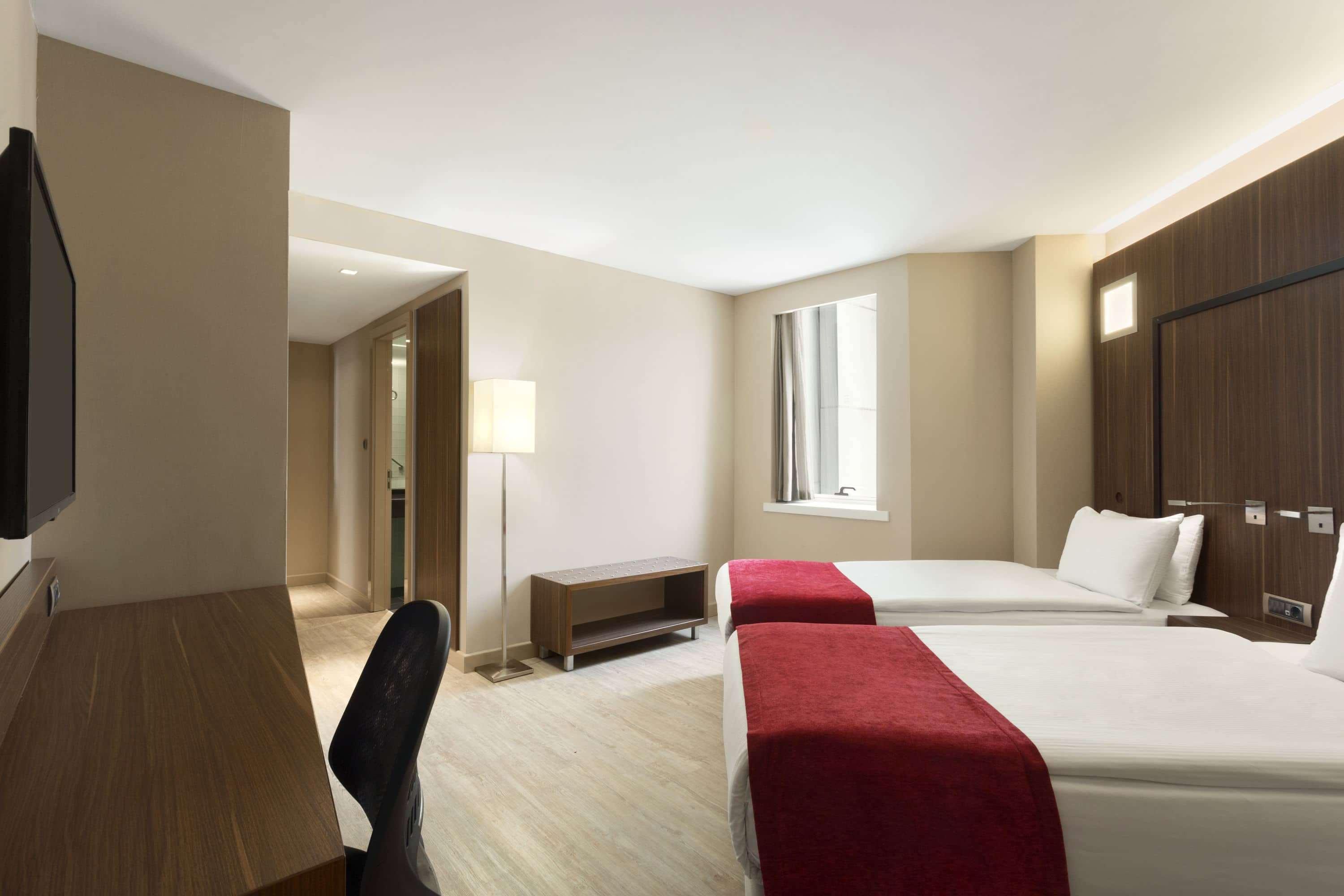 Ramada Encore By Wyndham Izmir Exterior photo