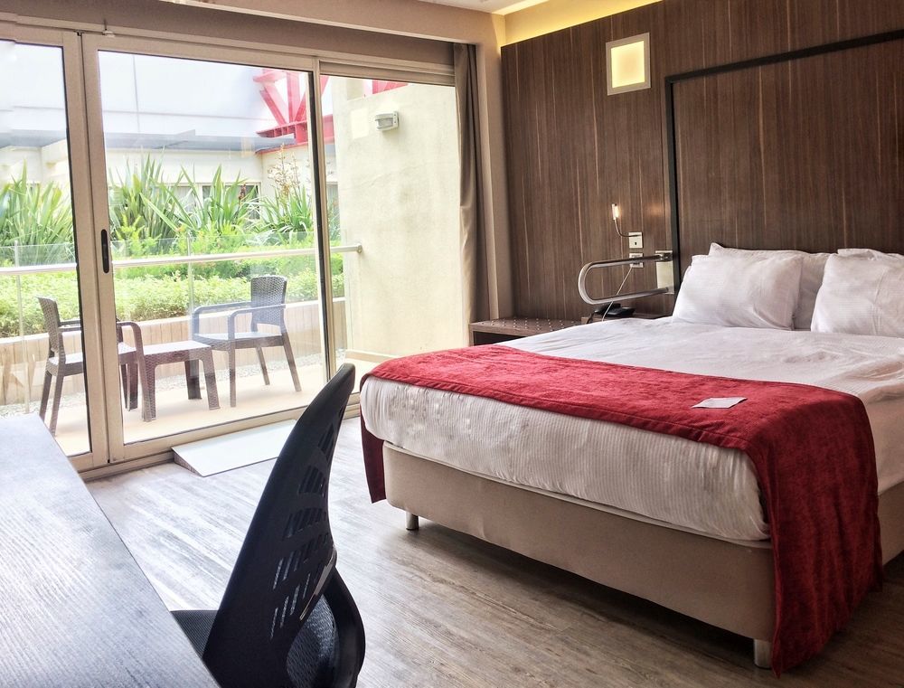 Ramada Encore By Wyndham Izmir Exterior photo
