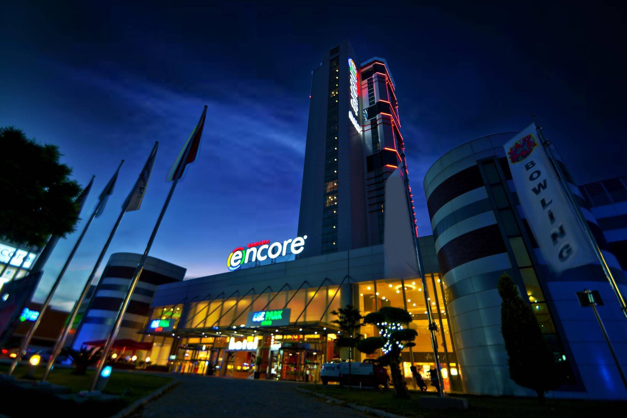 Ramada Encore By Wyndham Izmir Exterior photo