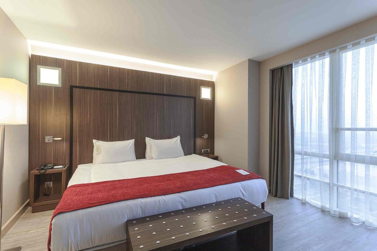 Ramada Encore By Wyndham Izmir Exterior photo